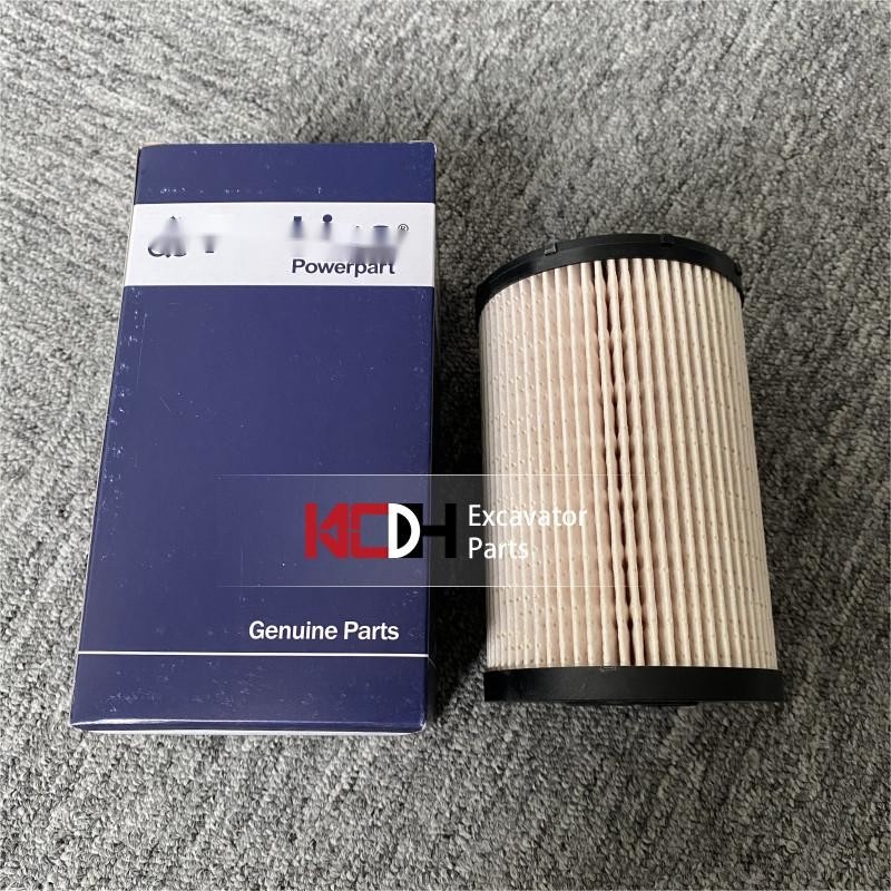 Excavator Engine Spare Parts Diesel Fuel Filter 1878042C92 P550824 For Generator Set