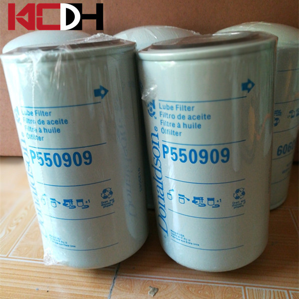 Excavator Engine Spare Parts  Oil Filter Element P550909