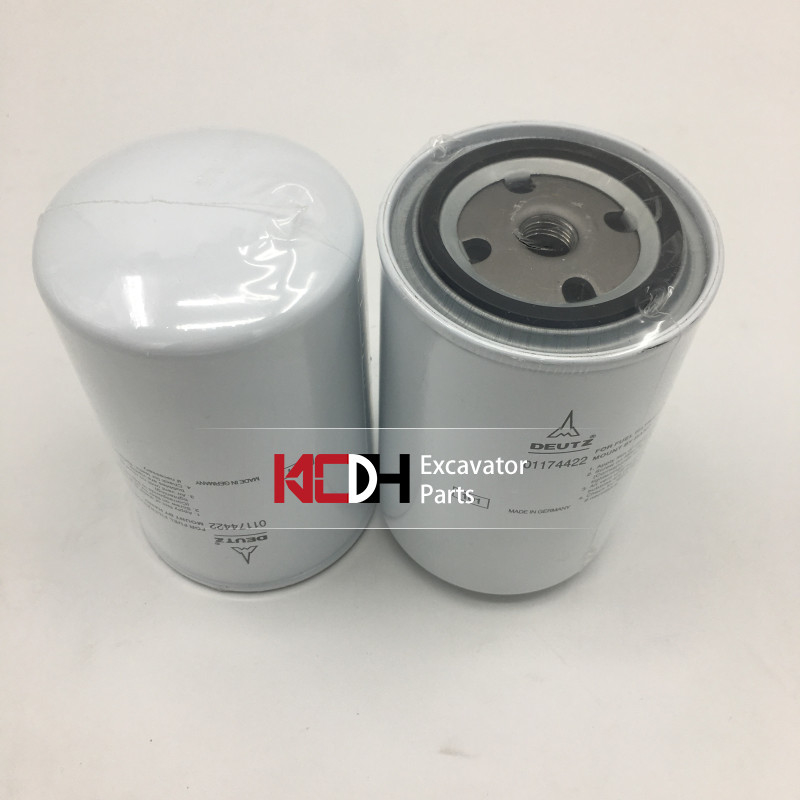 01174422 P554620 Excavator Diesel Fuel Filter Element For DEUTZ